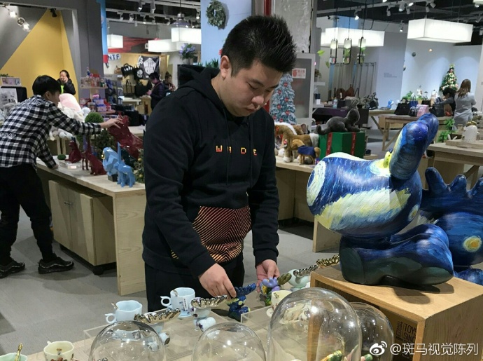 12月斑马陈列培训大悦城实景